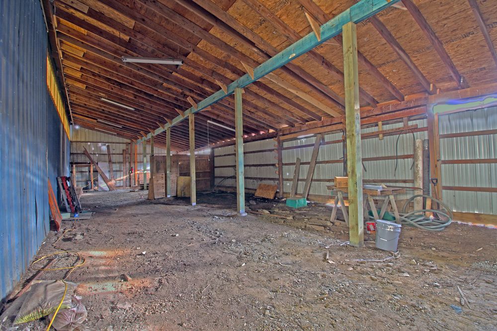 9565 W Snyder Rd, Laporte, IN 46350